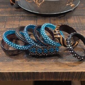 Elegant Blue and Black Bracelet Set